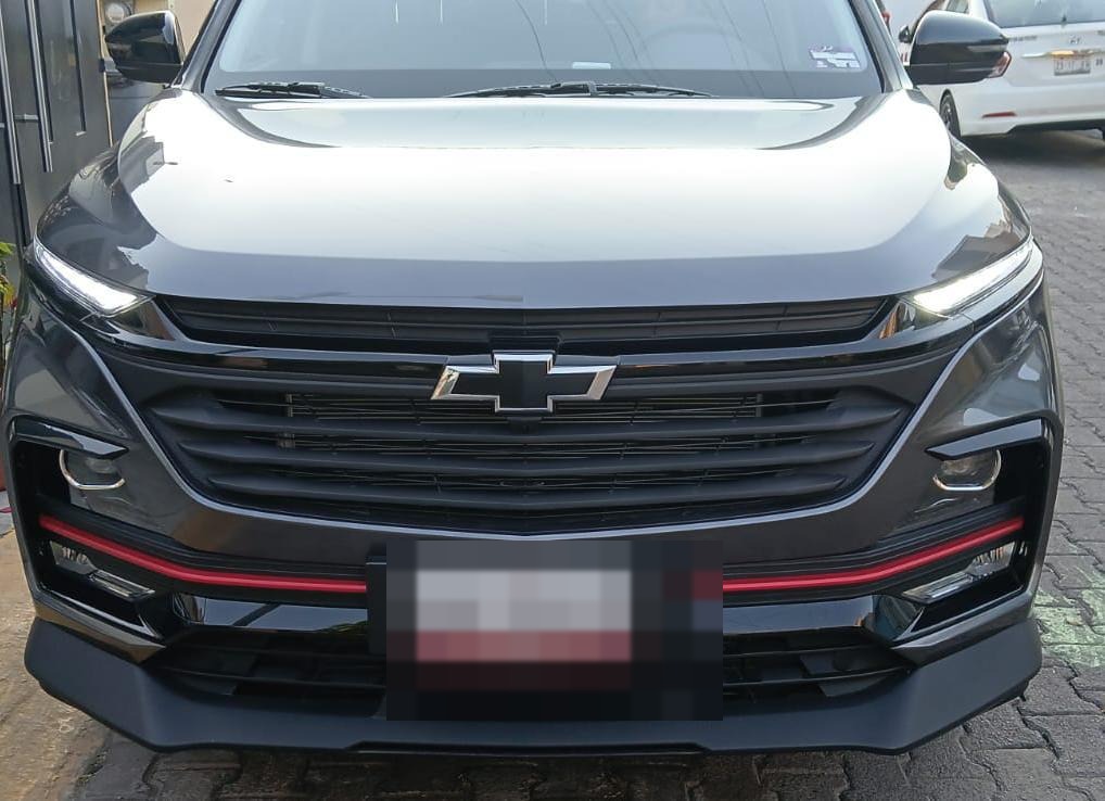 Chevrolet Captiva Black Edition